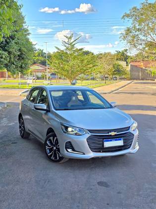 CHEVROLET ONIX 1.0 TURBO FLEX PREMIER AUTOMÁTICO CHEVROLET ONIX 1.0 TURBO FLEX PREMIER AUTOMÁTICO